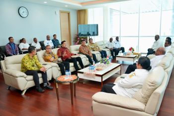 Gubernur Fakhiri targetkan Papua sebagai pintu strategis Indonesia ke kawasan Pasifik