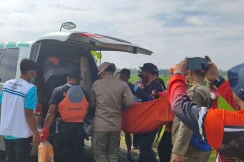 SAR gabungan temukan korban tenggelam di embung Bojonegoro