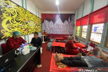 ANTARA Kalbar gelar pemeriksaan kesehatan gratis peringati HUT ke-88