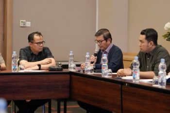 Wali Kota Solok Pimpin Rapat Pembahasan RKAP Perumda Air Minum Pincuran Gadang Tahun 2026