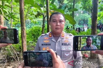 Tim SAR gabungan cari tiga santri hanyut di Sungai Lusi Blora