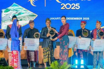 Tiga Desa Bakti BCA sabet wonderful Indonesia Award 2025 dari Kemenpar
