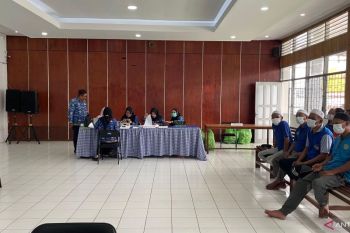 Rutan Rantau cek kesehatan warga binaan guna cegah HIV/AIDS