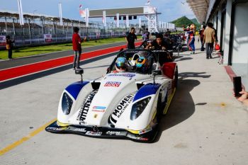 Mobil Formula 4 ramaikan ajang MFoS di Sirkuit Mandalika