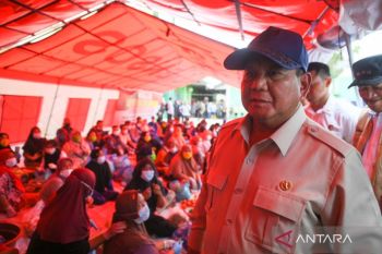 Prabowo harap aliran listrik di lokasi bencana pulih dalam 1 minggu