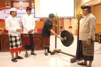Wali Kota Denpasar minta desa adat sukseskan penanganan sampah dengan teba modern