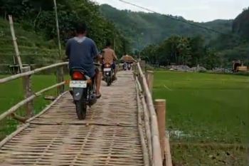 Jembatan darurat lokasi longsor Sriharjo pulihkan perekonomian UMKM
