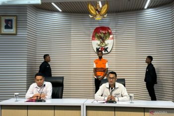 KPK umumkan dan tahan tersangka ke-20 kasus DJKA Kemenhub