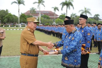 Gubernur Babel serahkan 2.869 SK PPPK paruh Waktu