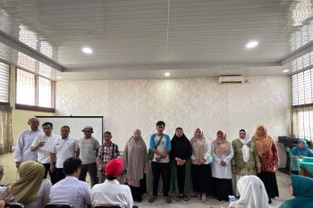 TP-PKK, GOW dan DWP Serahkan Bantuan untuk Warga Terdampak Angin Kencang