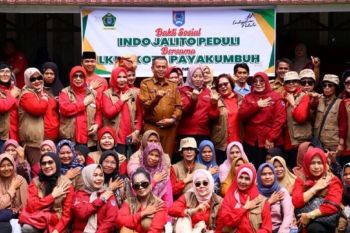 Pemkot Payakumbuh bersama Indo Jalito salurkan bantuan