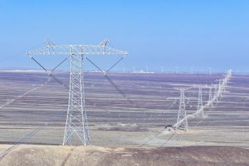 Transmisi listrik dari Xinjiang capai rekor satu triliun kWh