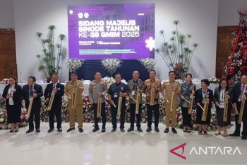 Gubernur Sulut ajak gereja dampingi umat jaga nilai kebersamaan