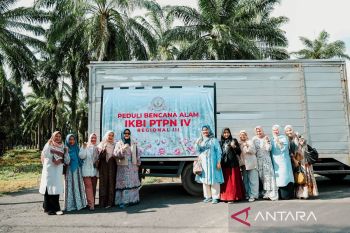 PTPN IV Regional III Riau Salurkan Bantuan di Tiga Provinsi Terdampak Bencana