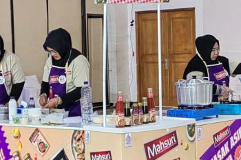 Ratusan ibu ikuti masak pangan lokal, hasilkan seribu paket makanan bergizi