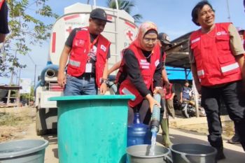 PMI Banten kirim bantuan tenaga kesehatan dan air bersih ke Aceh