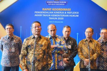 Menkum meminta Perpol 10/2025 dan Putusan MK 114/2025 tidak diperdebatkan