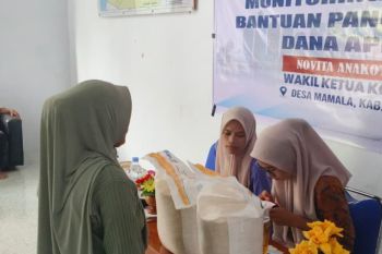 Bulog Maluku salurkan bantuan pangan kepada 29.826 KK di Malteng