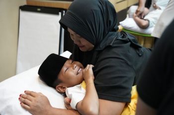 YBM PLN Kalbar Khitan 140 anak pra sejahtera, Tebar kepedulian sejak dini