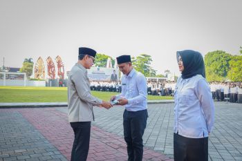 Sebanyak 3.067 tenaga non-ASN Mataram terima SK PPPK paruh waktu