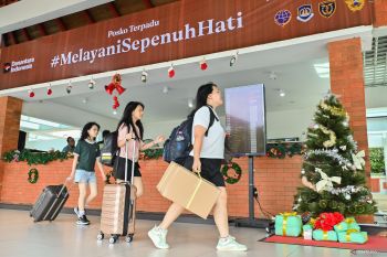 Prediksi jumlah penumpang akhir tahun di Bandara Bali