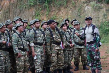 42 jurnalis ikuti latihan menembak gunakan senapan serbu SS1 di Kostrad Karawang