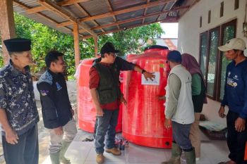 Kemenhut bantu sarana air bersih bagi nagari terdampak bencana di Agam
