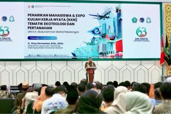 Tutup KKN tematik ekoteologi dan pertanahan, Wamen Ossy apresiasi peran mahasiswa dalam pencatatan bidang tanah wakaf