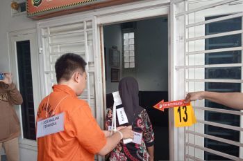 Polisi Jambi gelar rekonstruksi perampokan yang tewaskan wanita