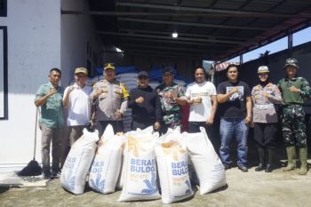 Pemkab Pasaman Barat salurkan 13,2 ton beras ke daerah terdampak bencana