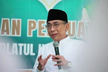 Gus Yahya hadiri silaturahim di Lirboyo, penuhi undangan para kiai sepuh dan mustasyar NU