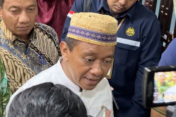 Menteri Bahlil nyatakan produksi nikel-batu bara dipangkas tahun depan