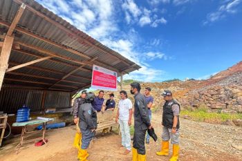 KLH segel 5 tambang di Sumbar, diduga faktor banjir DAS Batang Kuranji