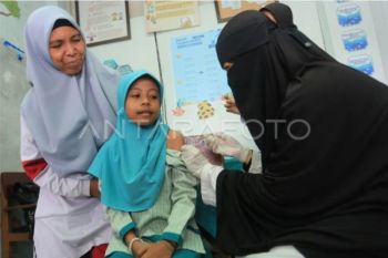 Data Kemenkes desember 2025 cakupan imunisasi 14 antigen 66,2 persen