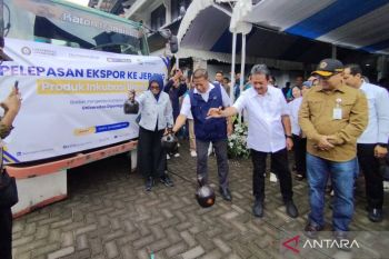 Diponegoro University export dozen of tons of Jepara anchovies