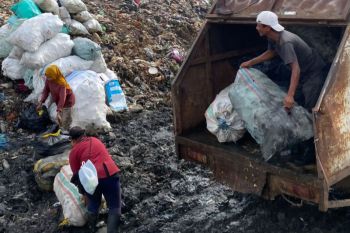 Jalan Makassar menuju Kota Emas 2029 di tengah 999 ton sampah