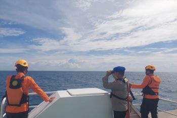 Tim SAR cari delapan ABK hilang di perairan Tanggamus Lampung