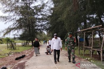 Pembangunan jalan wisata pantai Pasar Ipuh selesai 100 persen