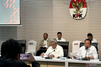 KPK akan hati-hati terapkan Pasal 2 dan 3 UU No. 31 tentang Tipikor