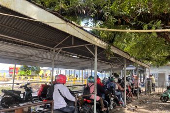 ASDP Ambon catat jumlah penumpang capai 1.993 pada H-3 Natal 2025