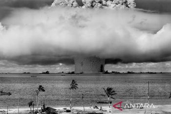 Peringatkan risiko perang nuklir, Rusia serukan Amerika Serikat menahan diri