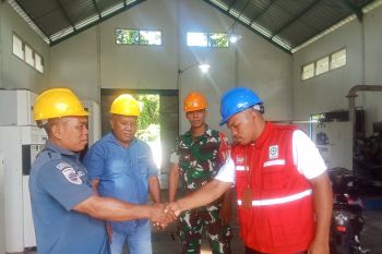 PLN UIW MMU tingkatkan jam operasi kelistrikan di tujuh lokasi di SBT