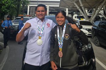 Fatimah mahasiswa Unimed pulang ke Sumut, bawa medali perak dan perunggu SEA Games Thailand 2025