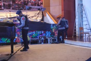 Gegana sterilisasi gereja di Tamansari