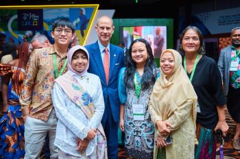 Delegasi Indonesia Fabya Najwa, bertemu Pangeran Inggris lewat karya tulis