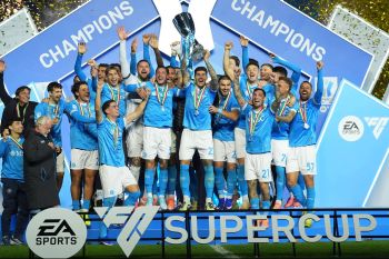 Napoli juara Piala Super Italia setelah mengatasi  Bologna 2-0 di Stadion Al Awwal Park