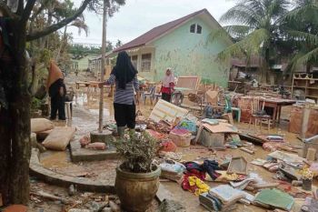 Pengungsi banjir di Aceh Tamiang butuh kelambu
