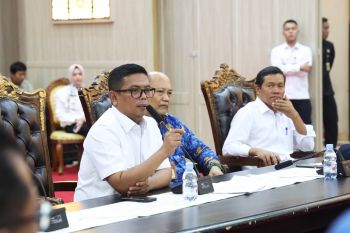 Gubernur Andra Soni jamin rekomendasi daerah utuh dalam penetapan UMP 2026