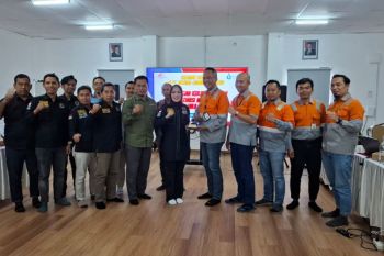 Komisi III bersama dinas terkait kunjungan kerja ke PT AGM