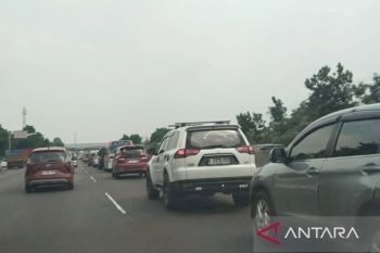 Jasa Marga hentikan contraflow di jalan Tol Jakarta-Cikampek pada Kamis sore